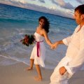 Куда поехать в августе в свадебное путешествие? Где райское место для молодоженев
